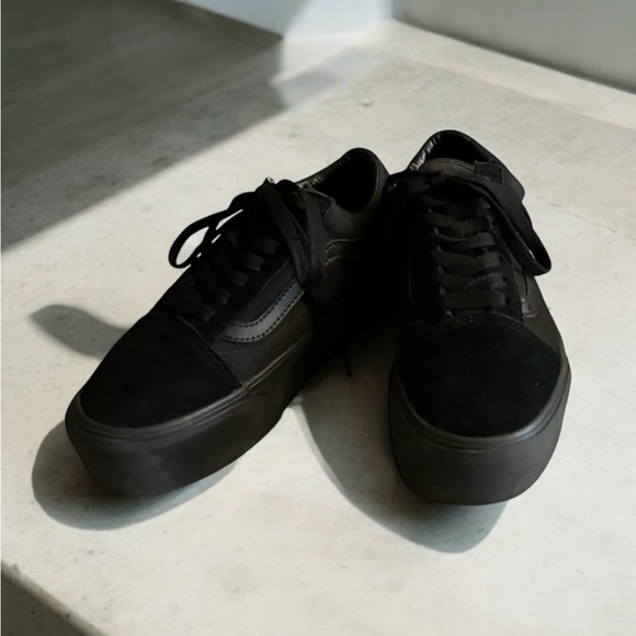 Vans Old Skool Stackform Platform Women's Black Sneakers. - Picture 9 of 11